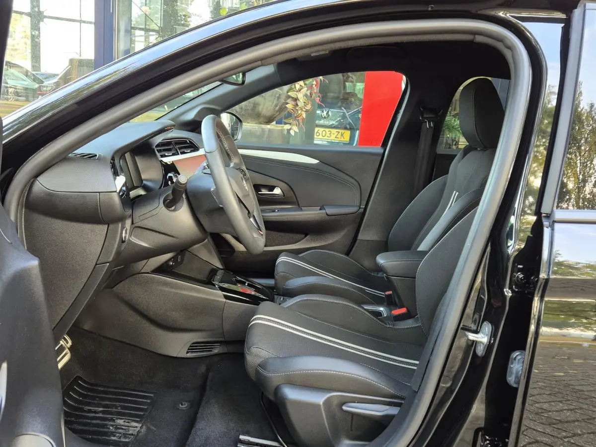 Electric GS 51 Kwh Long Range | Navigatie via Apple Carplay / Android | Climate Control | Parkeersensoren + Camera | Cruise Control | Licht metalen velgen