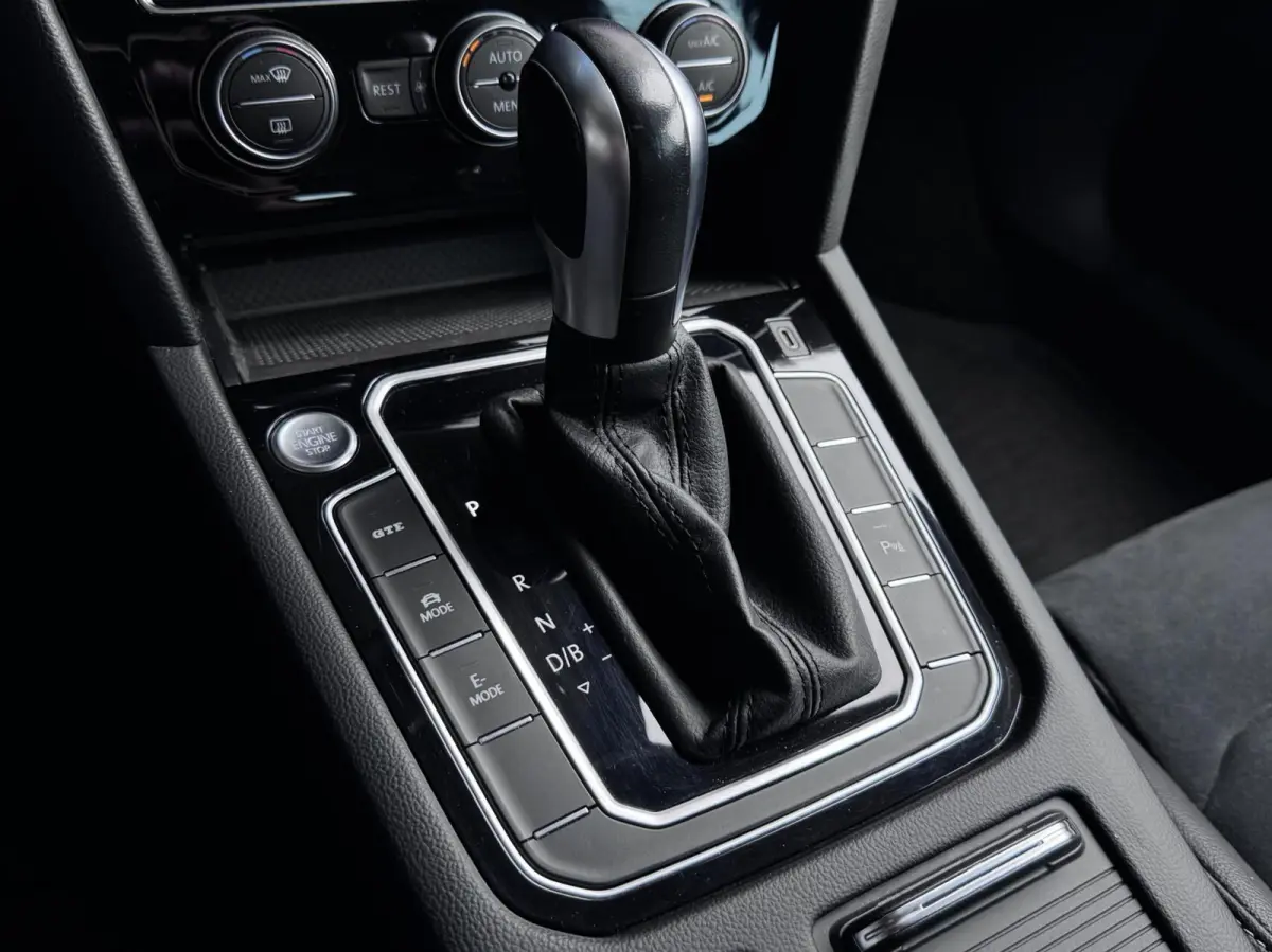 1.4 TSI GTE Highline IQ LIGHT|HAAK
