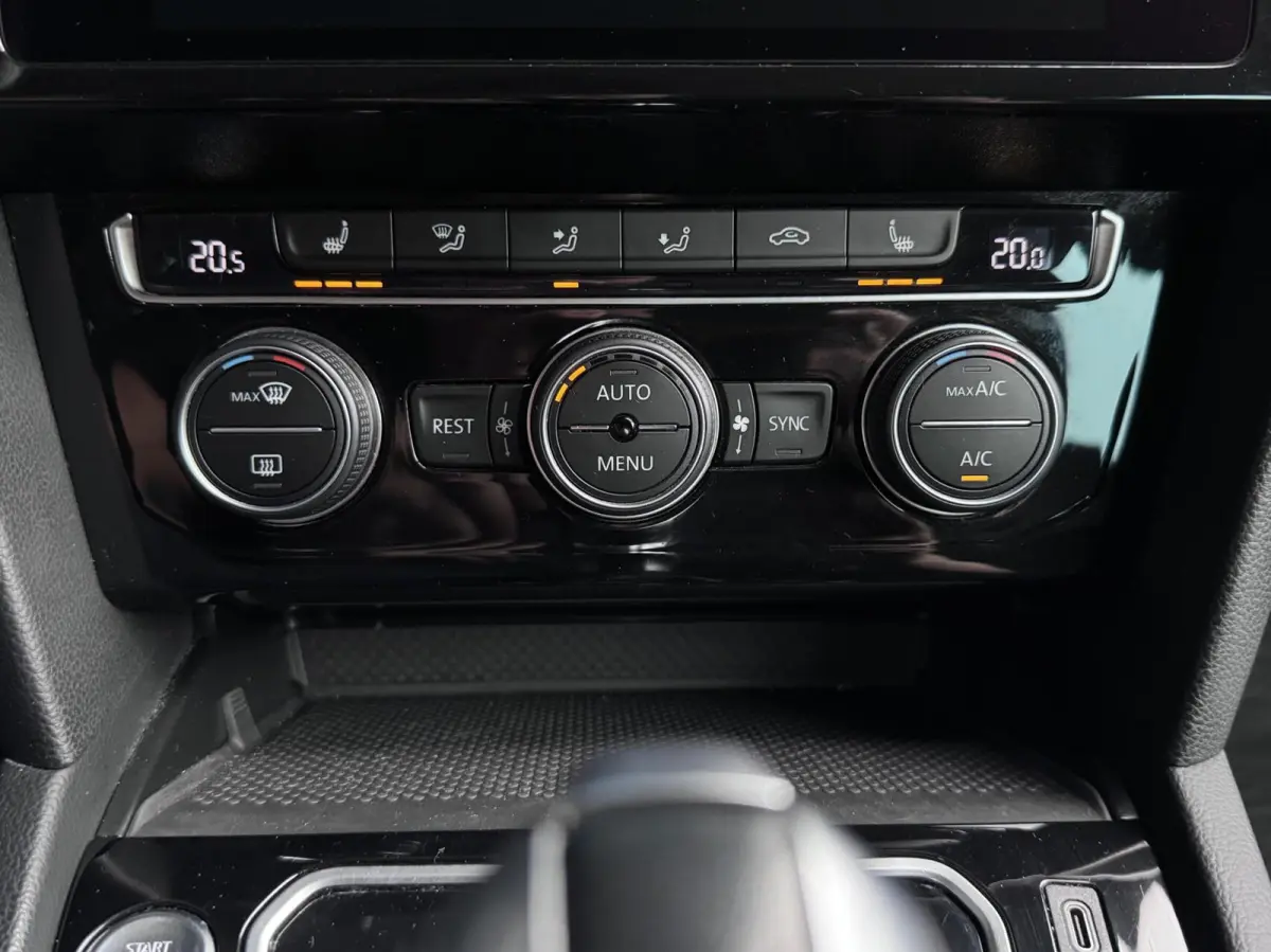 1.4 TSI GTE Highline IQ LIGHT|HAAK