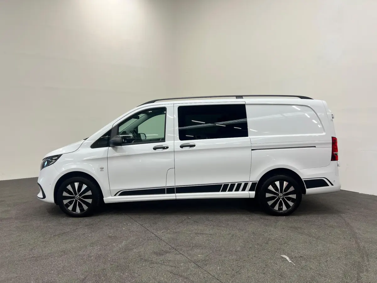 114 CDI L2 Select Dubbele Cabine Automaat Airco Apple Carplay/ Android auto Trekhaak Achterklep Parkeersensoren