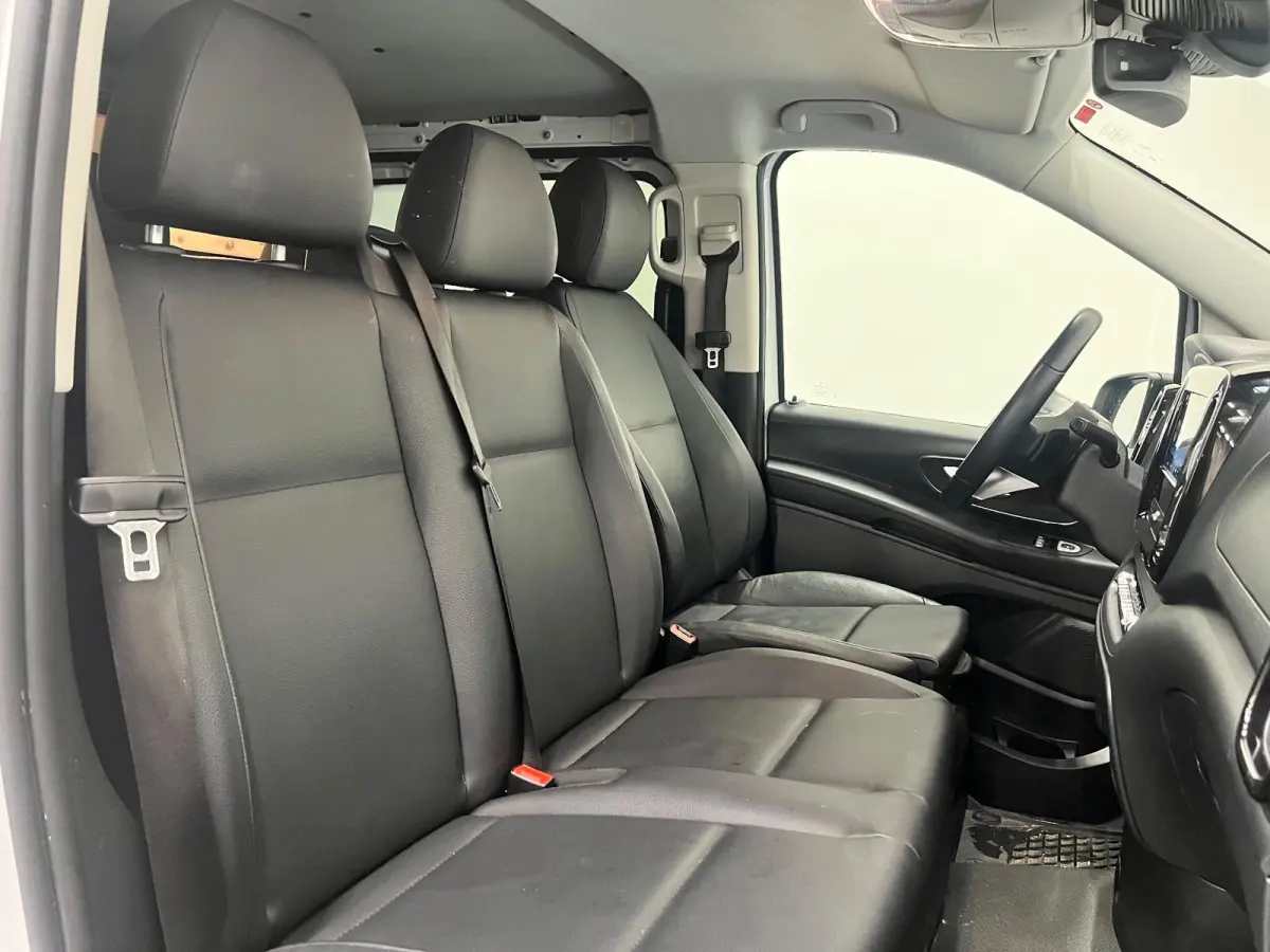 114 CDI L2 Select Dubbele Cabine Automaat Airco Apple Carplay/ Android auto Trekhaak Achterklep Parkeersensoren