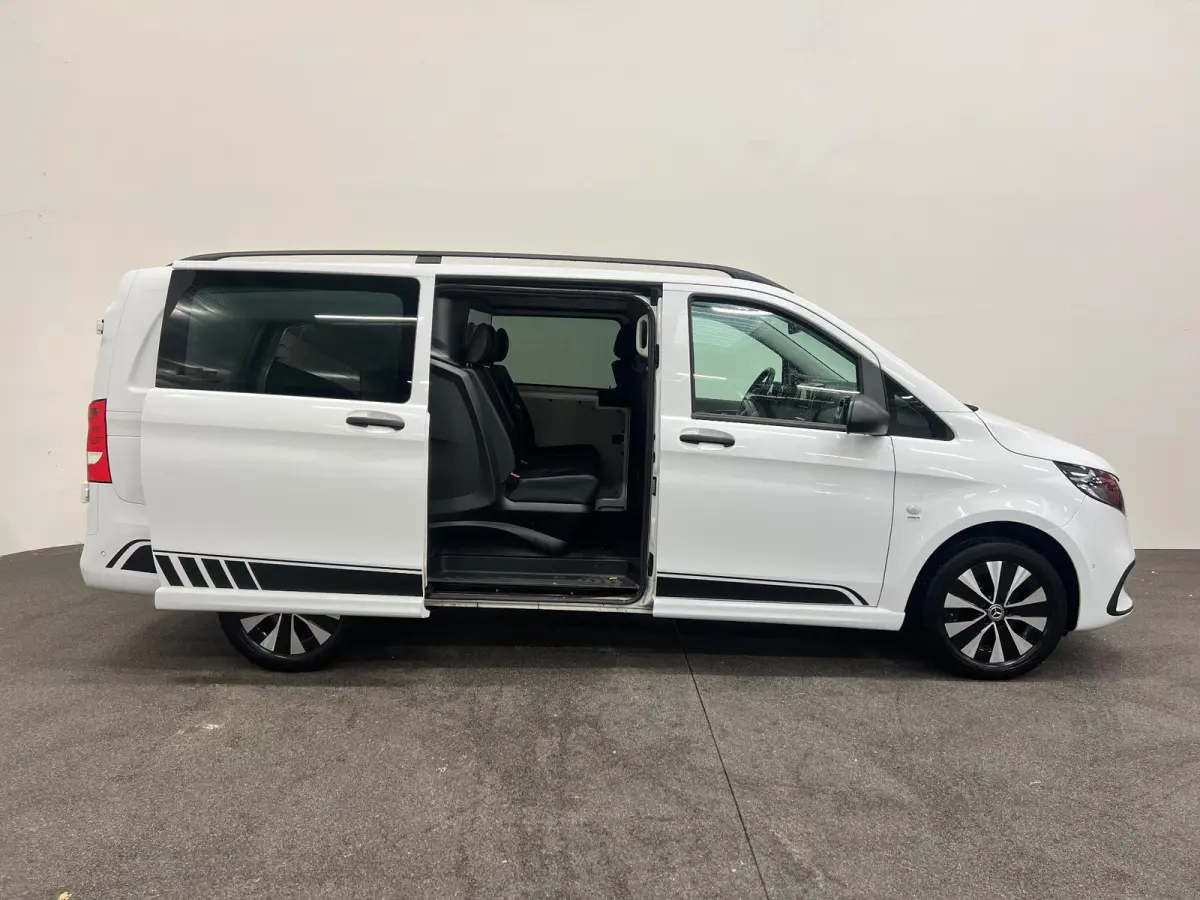 114 CDI L2 Select Dubbele Cabine Automaat Airco Apple Carplay/ Android auto Trekhaak Achterklep Parkeersensoren