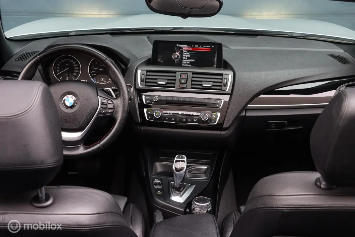 220i Sport|Bi-Xenon|LEDER|PDC|AUT|NAP