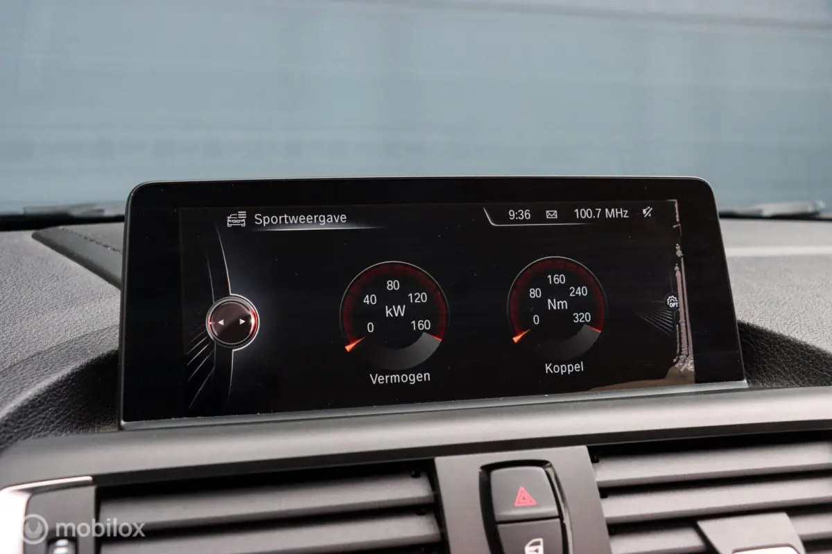 220i Sport|Bi-Xenon|LEDER|PDC|AUT|NAP