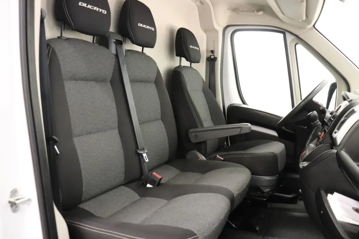 2.3 MJ 140PK Automaat L3H2 EURO 6 - AC/Climate - Navi - Cruise - € 16.900,- Excl.