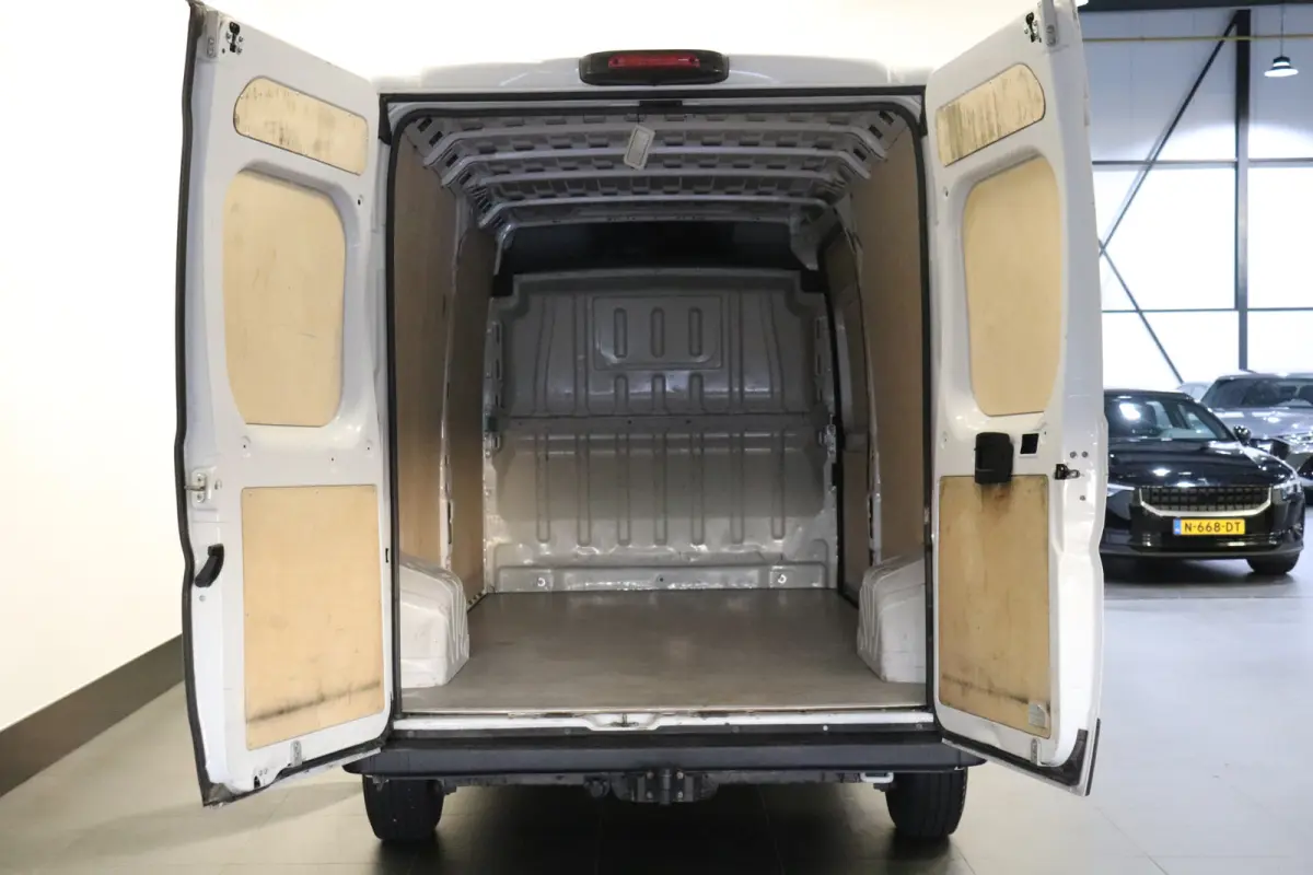 2.3 MJ 140PK Automaat L3H2 EURO 6 - AC/Climate - Navi - Cruise - € 16.900,- Excl.