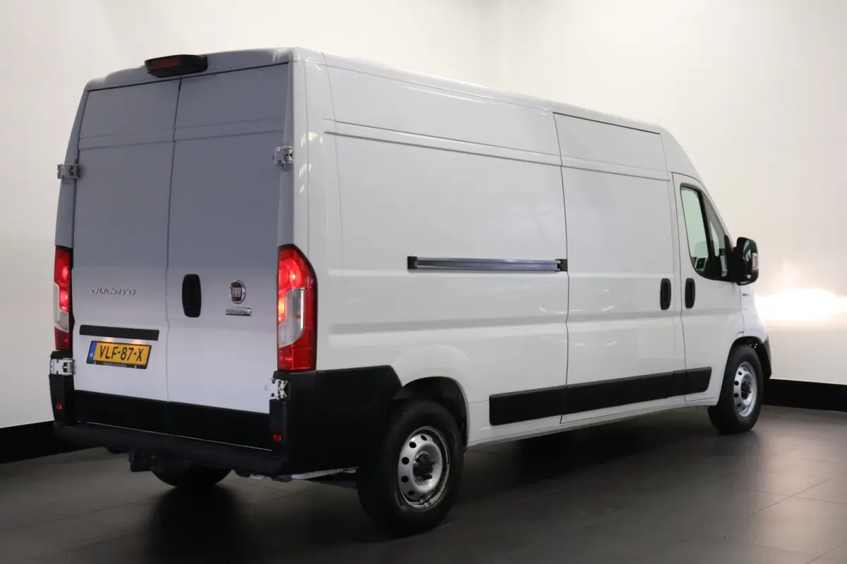 2.3 MJ 140PK Automaat L3H2 EURO 6 - AC/Climate - Navi - Cruise - € 16.900,- Excl.