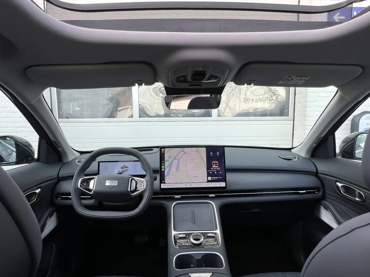 1.5 Max+ PHEV | Long Range | 8 jaar garantie | Geely Specialist | Pano