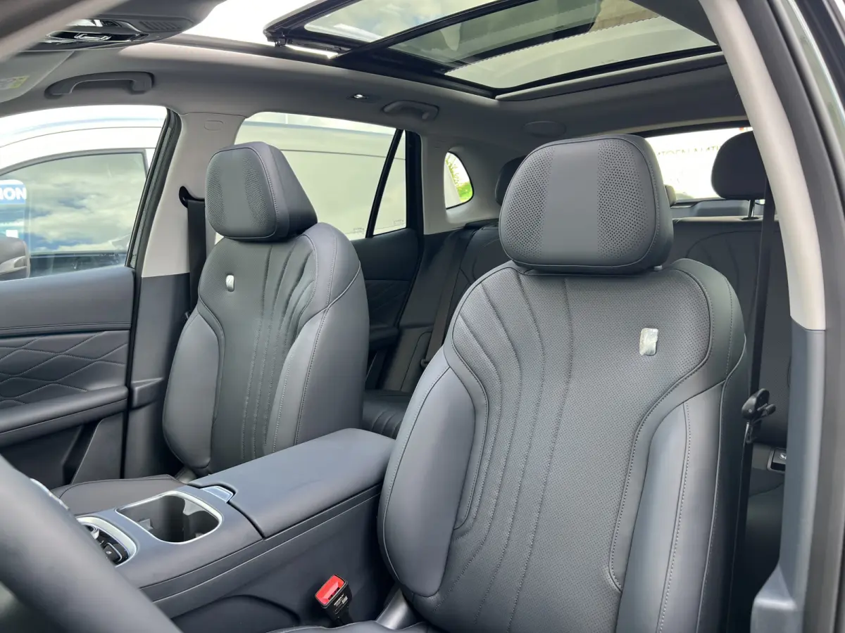 1.5 Max+ PHEV | Long Range | 8 jaar garantie | Geely Specialist | Pano