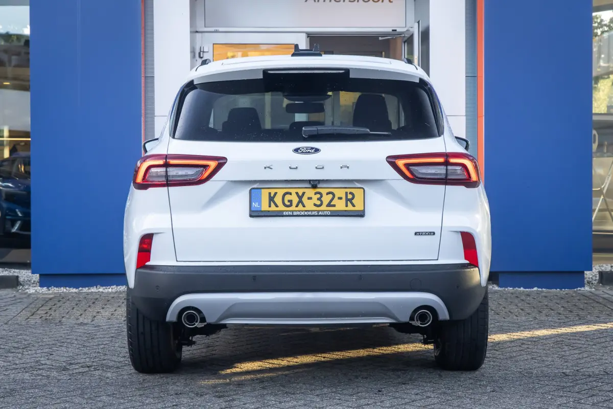 2.5 PHEV Titanium | DEMO-DEAL | Trekhaak | Camera | Stoel/stuur/voorruit verwarming | Apple Carplay/Android Auto | Full-LED | Navigatiesysteem | Achteruitrijcamera | Apple Carplay/Android Au