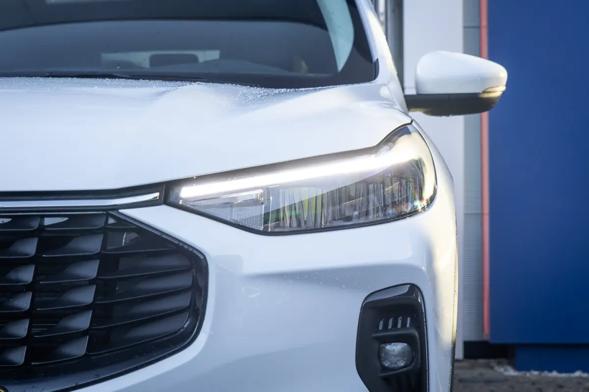 2.5 PHEV Titanium | DEMO-DEAL | Trekhaak | Camera | Stoel/stuur/voorruit verwarming | Apple Carplay/Android Auto | Full-LED | Navigatiesysteem | Achteruitrijcamera | Apple Carplay/Android Au