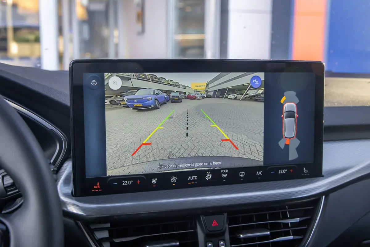 2.5 PHEV Titanium | DEMO-DEAL | Trekhaak | Camera | Stoel/stuur/voorruit verwarming | Apple Carplay/Android Auto | Full-LED | Navigatiesysteem | Achteruitrijcamera | Apple Carplay/Android Au