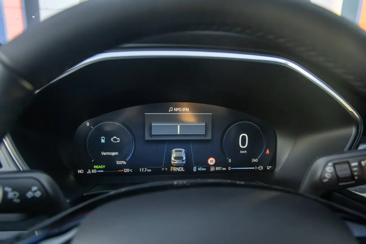 2.5 PHEV Titanium | DEMO-DEAL | Trekhaak | Camera | Stoel/stuur/voorruit verwarming | Apple Carplay/Android Auto | Full-LED | Navigatiesysteem | Achteruitrijcamera | Apple Carplay/Android Au