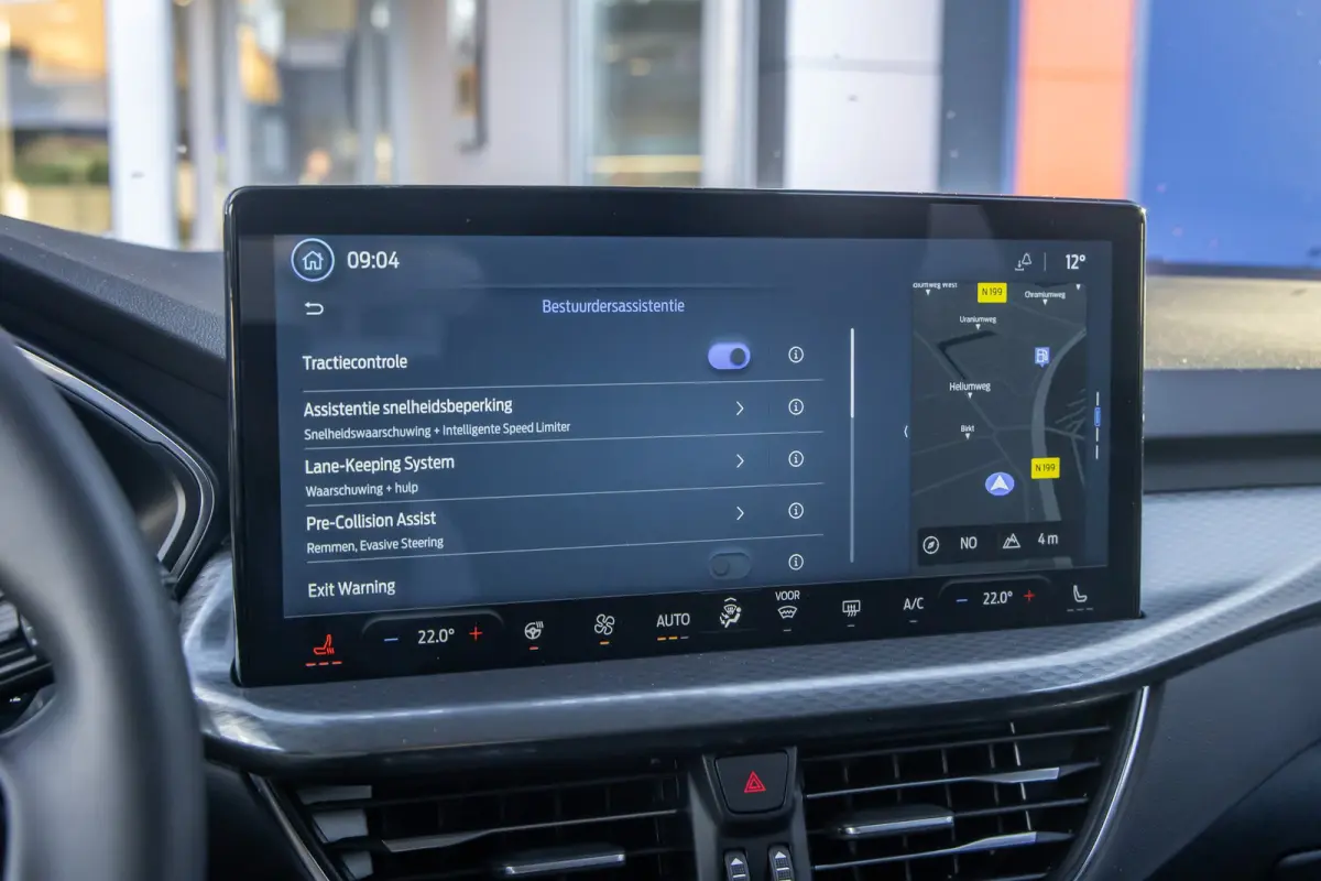 2.5 PHEV Titanium | DEMO-DEAL | Trekhaak | Camera | Stoel/stuur/voorruit verwarming | Apple Carplay/Android Auto | Full-LED | Navigatiesysteem | Achteruitrijcamera | Apple Carplay/Android Au