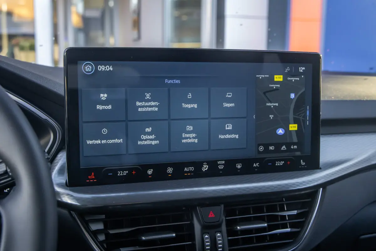 2.5 PHEV Titanium | DEMO-DEAL | Trekhaak | Camera | Stoel/stuur/voorruit verwarming | Apple Carplay/Android Auto | Full-LED | Navigatiesysteem | Achteruitrijcamera | Apple Carplay/Android Au