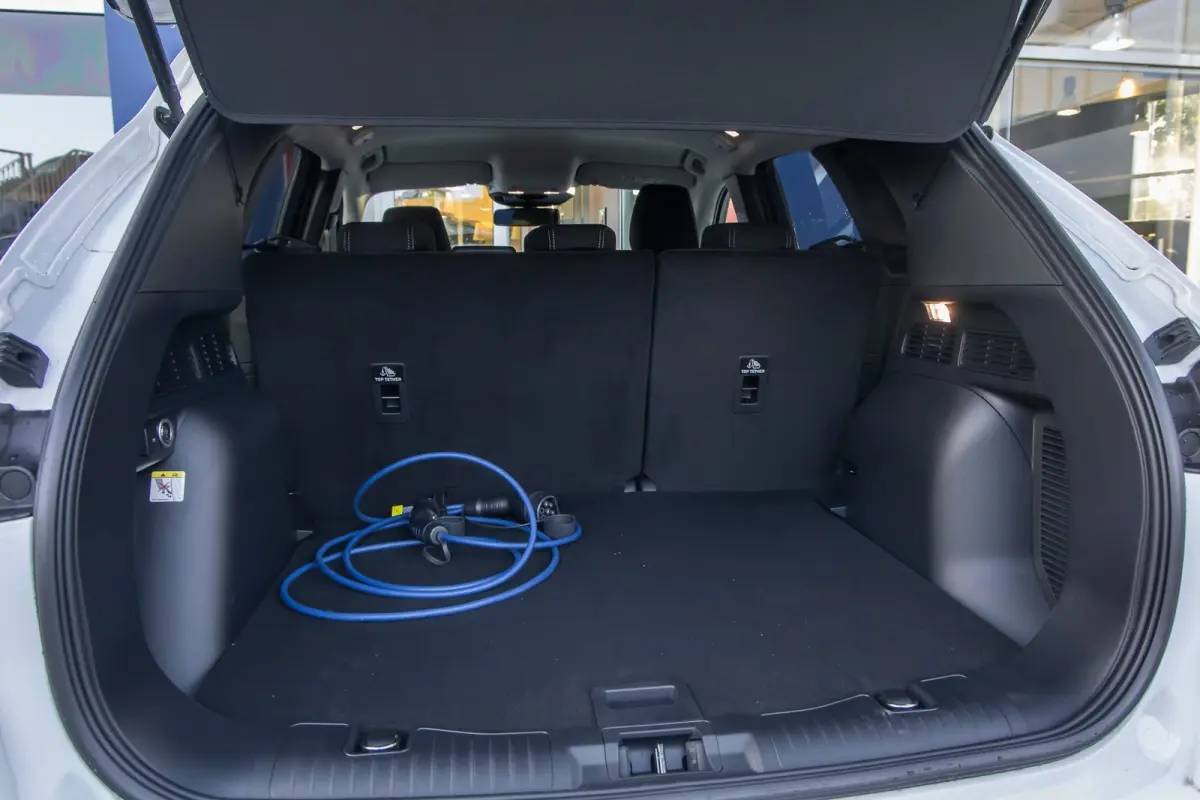 2.5 PHEV Titanium | DEMO-DEAL | Trekhaak | Camera | Stoel/stuur/voorruit verwarming | Apple Carplay/Android Auto | Full-LED | Navigatiesysteem | Achteruitrijcamera | Apple Carplay/Android Au