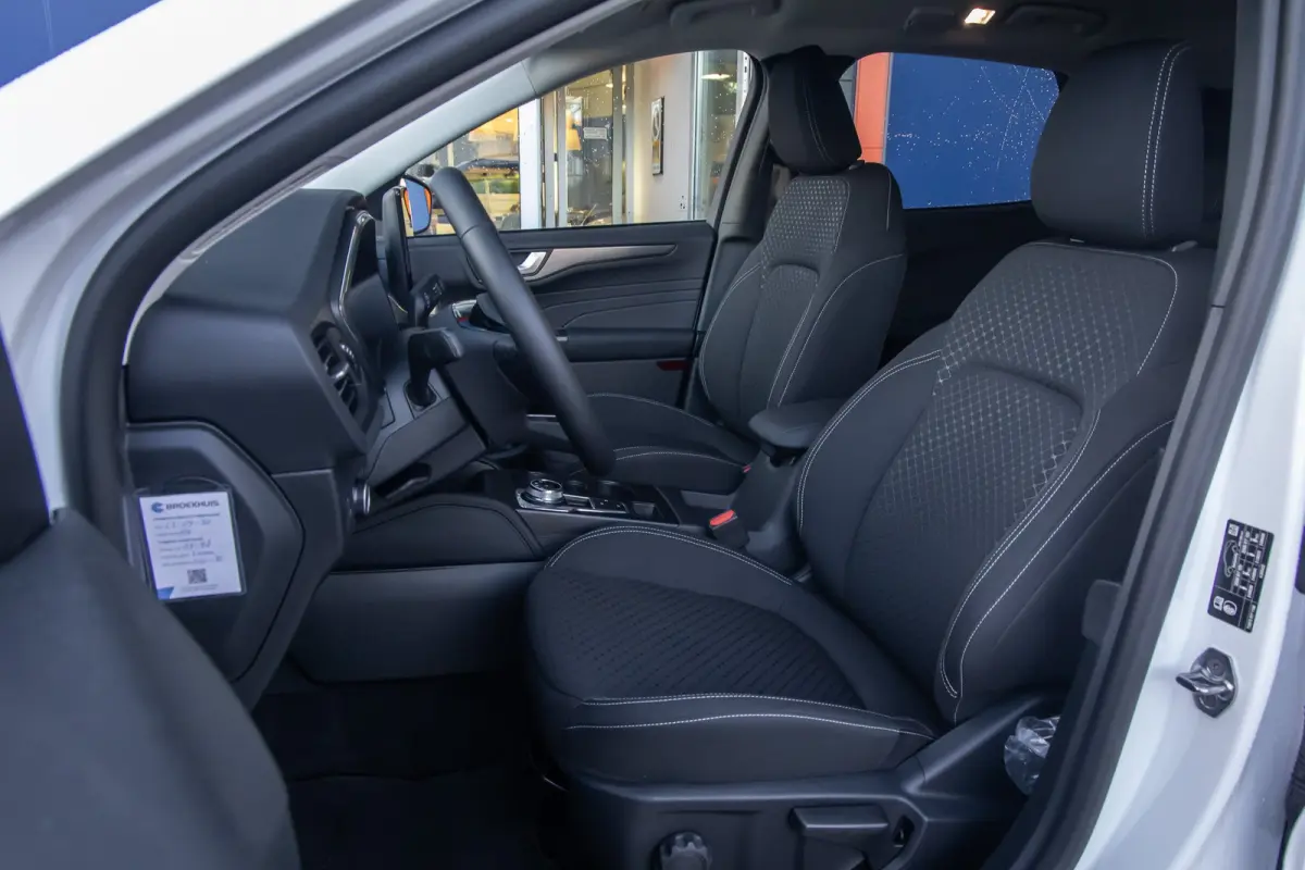 2.5 PHEV Titanium | DEMO-DEAL | Trekhaak | Camera | Stoel/stuur/voorruit verwarming | Apple Carplay/Android Auto | Full-LED | Navigatiesysteem | Achteruitrijcamera | Apple Carplay/Android Au