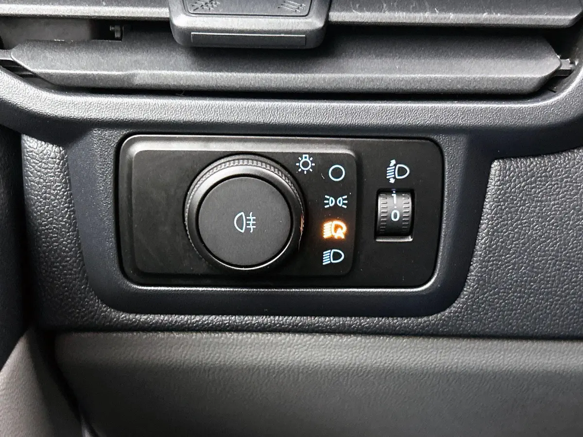 300 2.0 TDCI L2H1 Trend Nieuw Model Automaat Airco Navi Cruise
