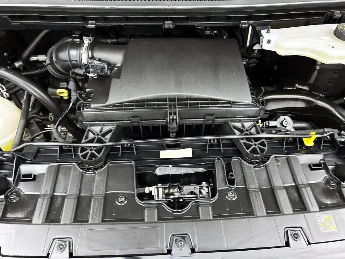 300 2.0 TDCI L2H1 Trend Nieuw Model Automaat Airco Navi Cruise