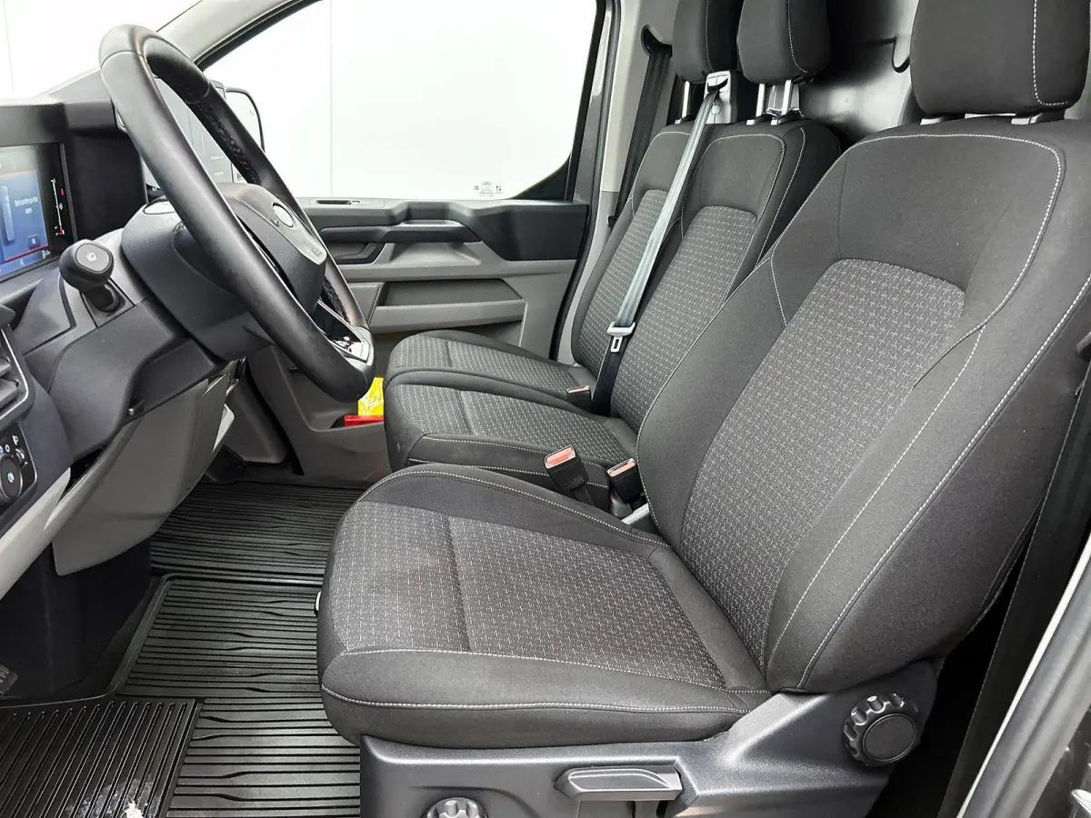 300 2.0 TDCI L2H1 Trend Nieuw Model Automaat Airco Navi Cruise
