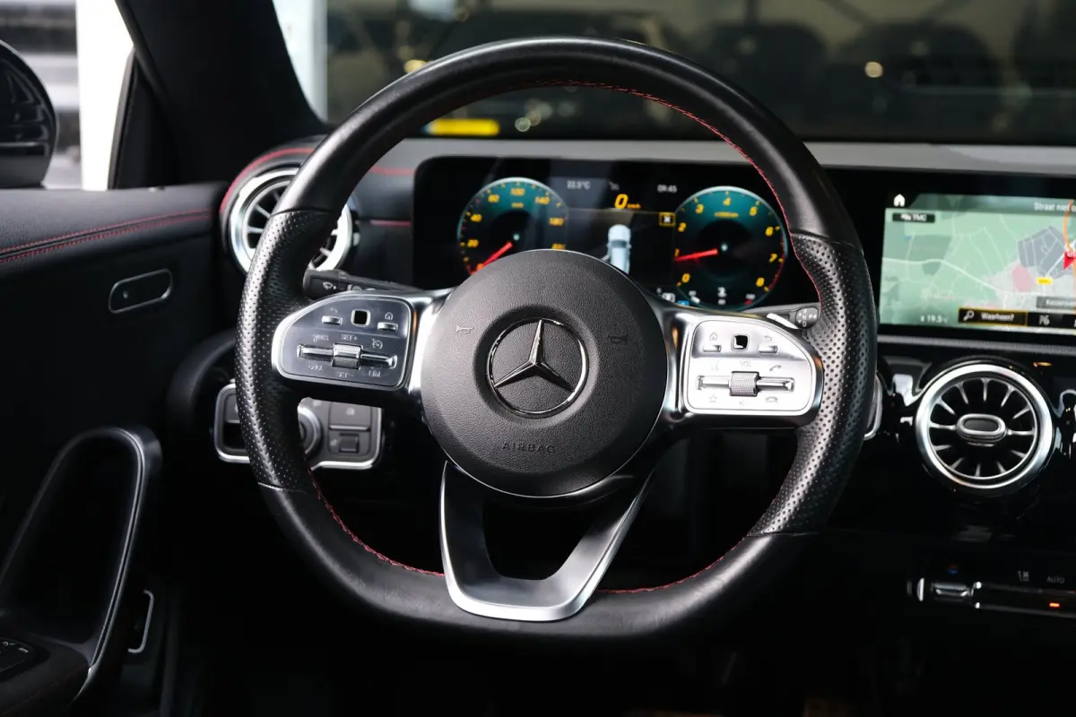 200 AMG DCT Navi Trek Leder Led Pdc Cruise