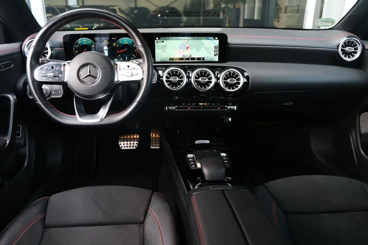 200 AMG DCT Navi Trek Leder Led Pdc Cruise