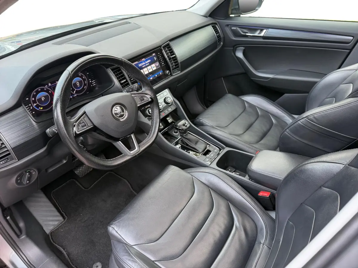 1.5 TSI Business Edition DEALER ONDERHOUDEN | PANORAMADAK | TREKHAAK | ELEKTRISCHE ACHTERKLEP | AUTOMAAT | 12 MAANDEN BOVAG GARANTIE