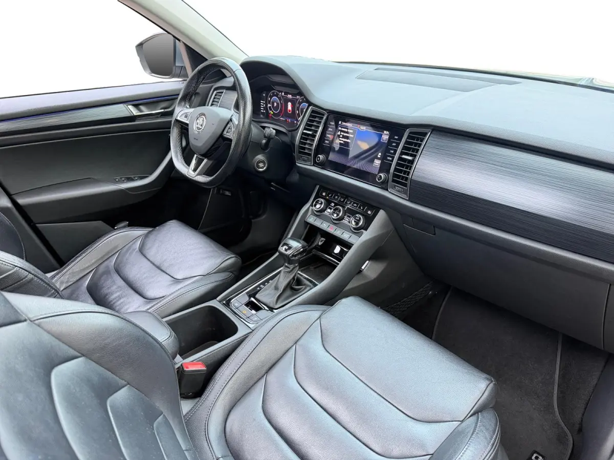 1.5 TSI Business Edition DEALER ONDERHOUDEN | PANORAMADAK | TREKHAAK | ELEKTRISCHE ACHTERKLEP | AUTOMAAT | 12 MAANDEN BOVAG GARANTIE