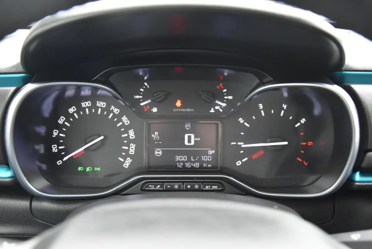 1.2 PureTech Shine Clima Apple Navi Cruise PDC