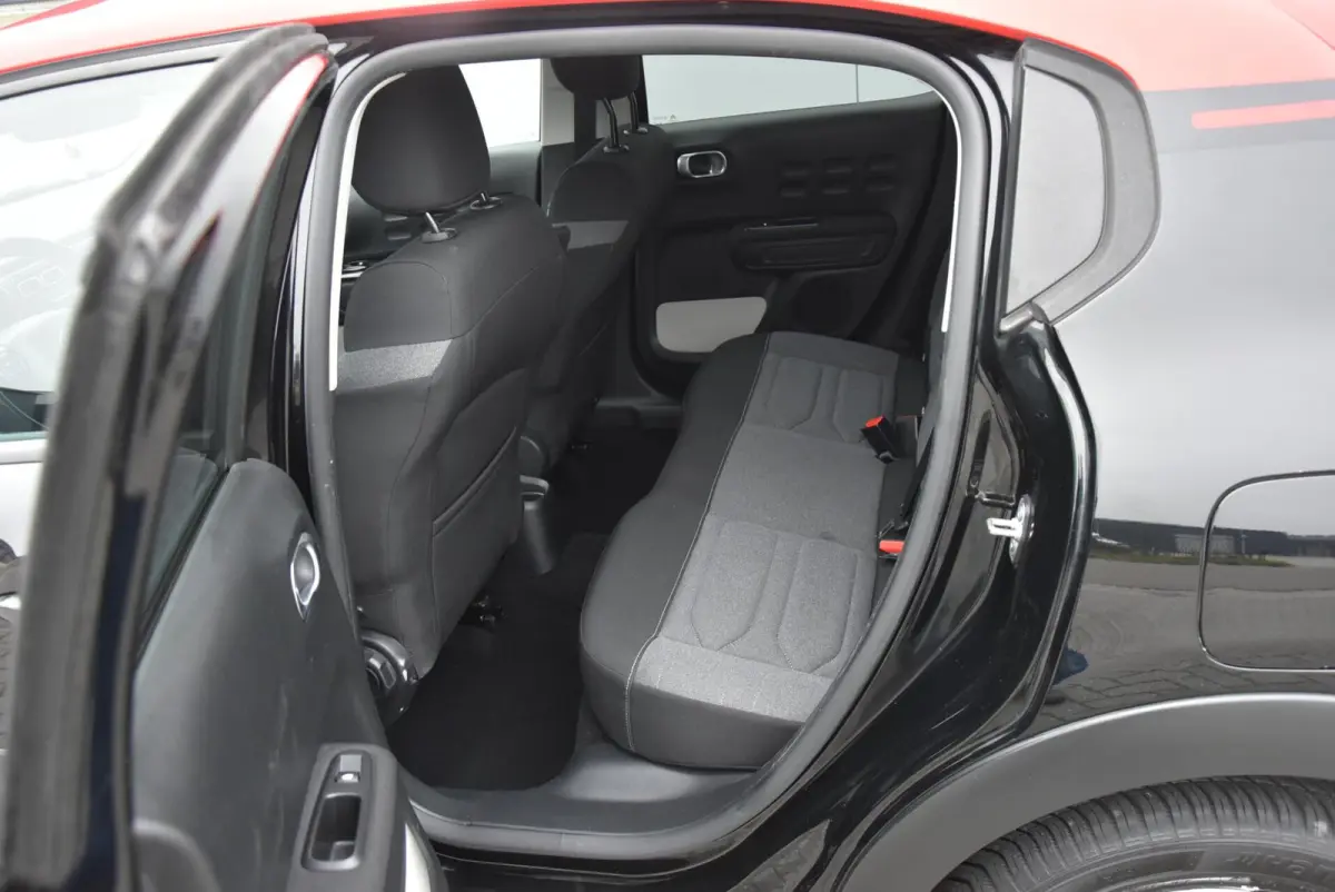 1.2 PureTech Shine Clima Apple Navi Cruise PDC