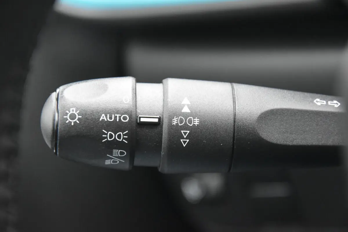 1.2 PureTech Shine Clima Apple Navi Cruise PDC