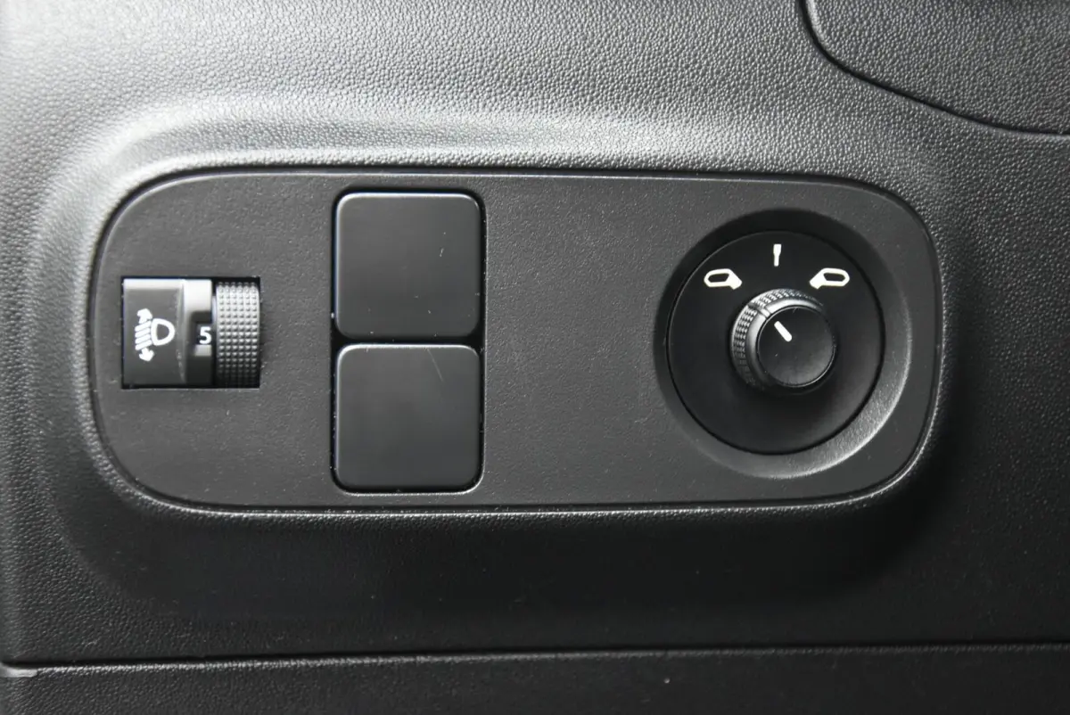 1.2 PureTech Shine Clima Apple Navi Cruise PDC