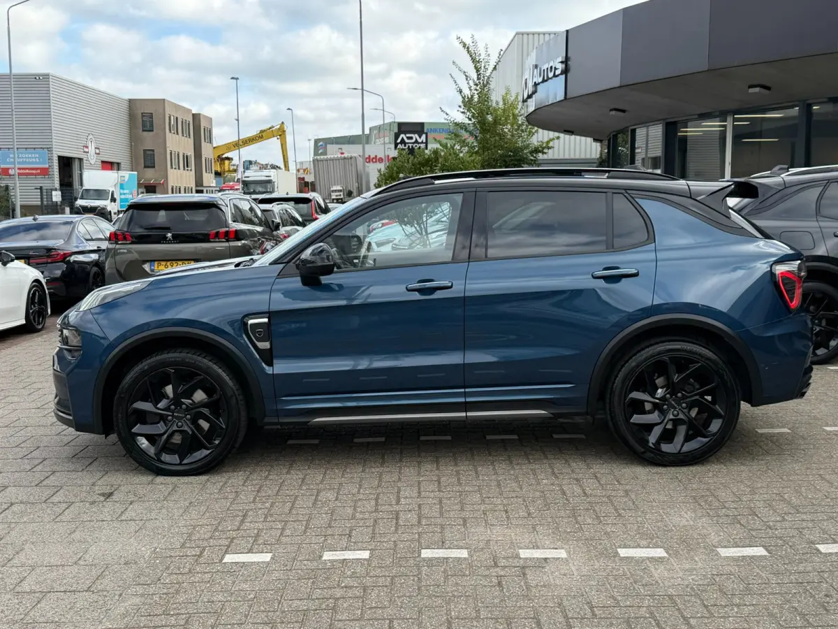 1.5 Trekhaak l Pano l NAVI l Camera l Zwarte Hemel