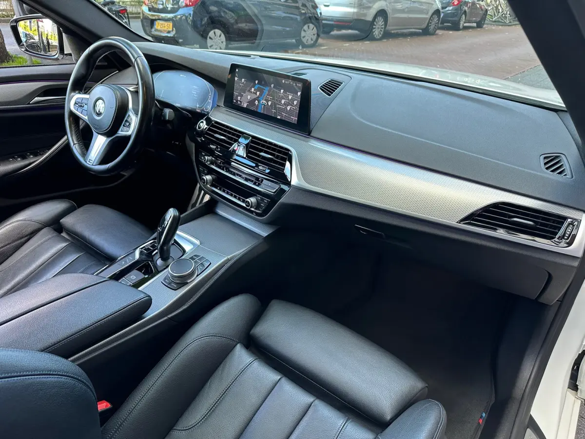 530e iPerformance High Executive M-Sport Schuifdak
