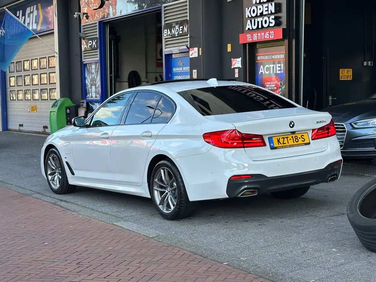 530e iPerformance High Executive M-Sport Schuifdak