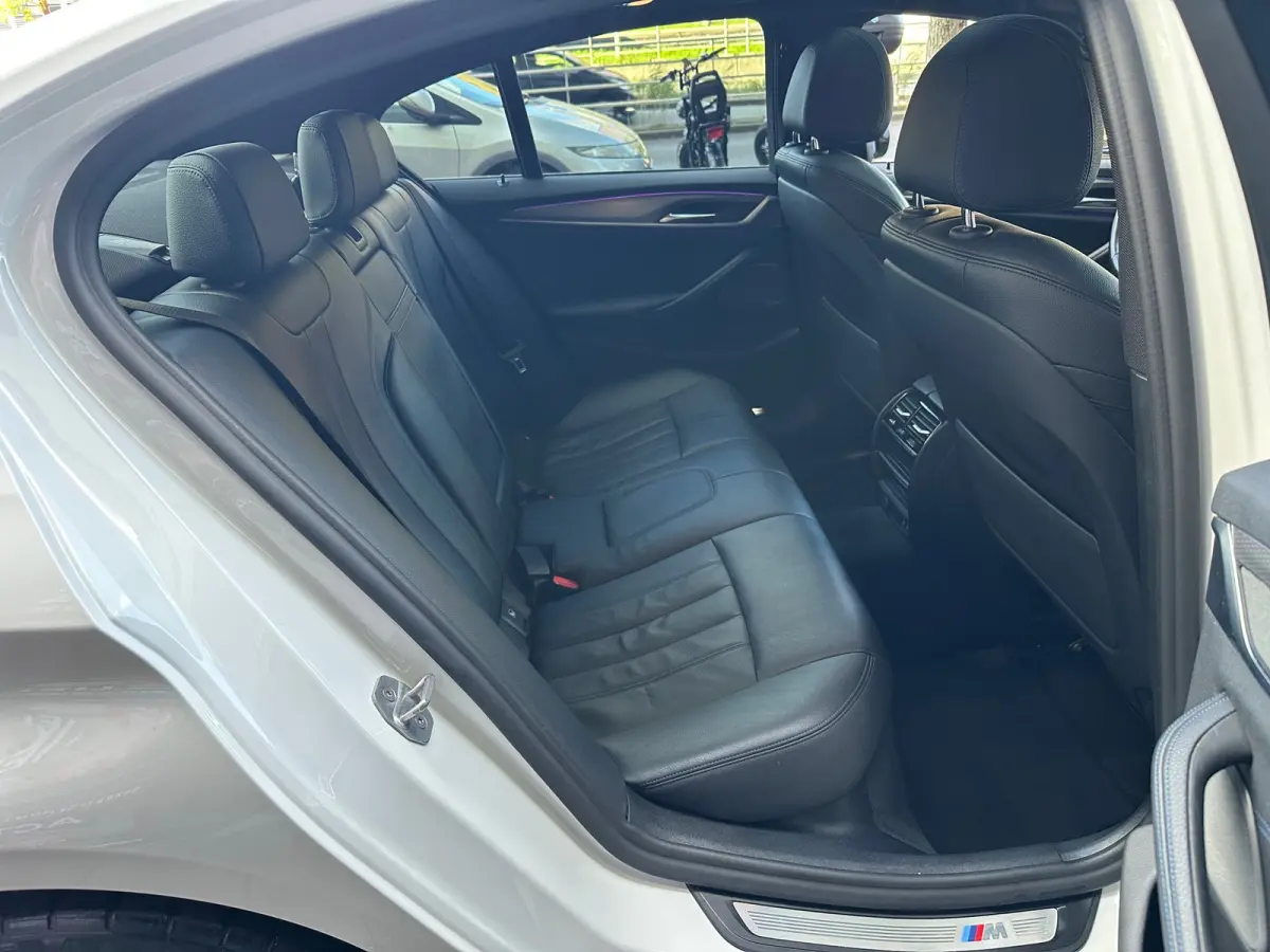 530e iPerformance High Executive M-Sport Schuifdak