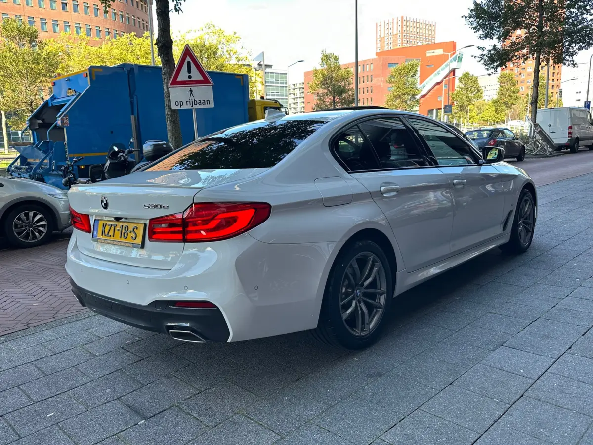 530e iPerformance High Executive M-Sport Schuifdak