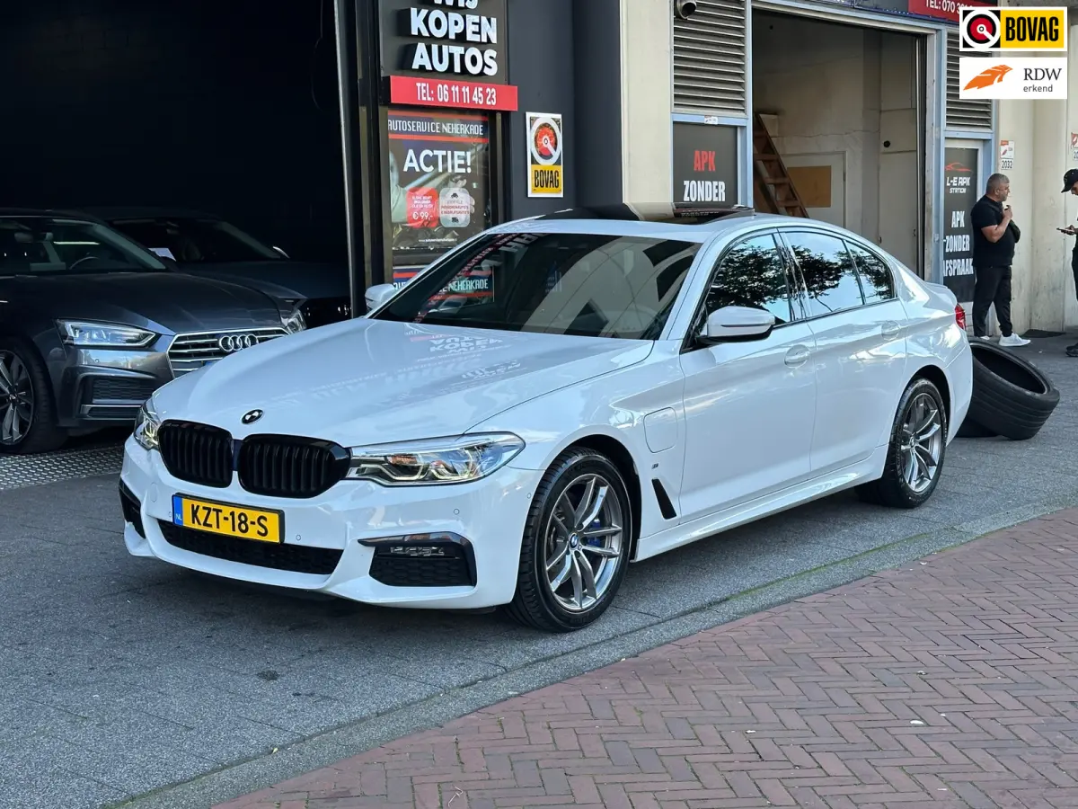 530e iPerformance High Executive M-Sport Schuifdak