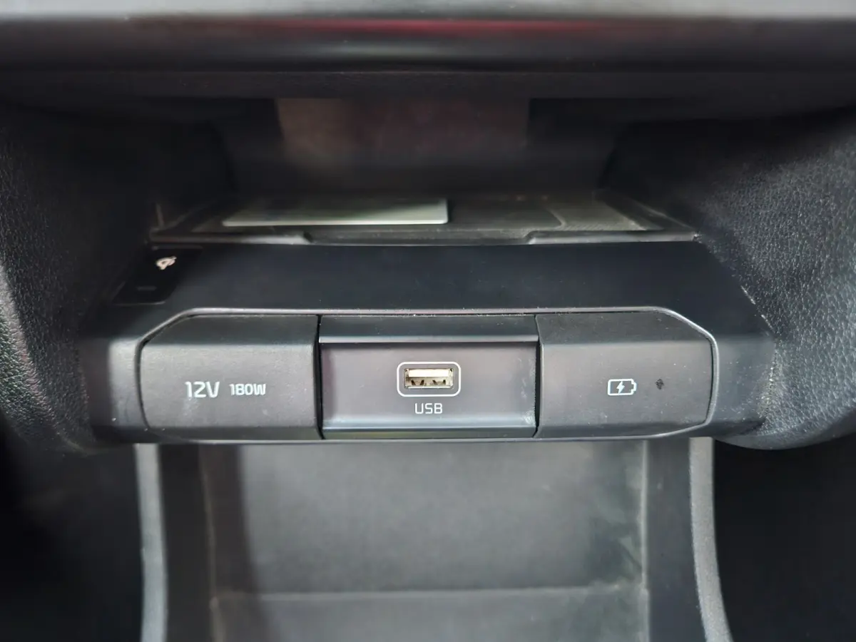 ExecutiveLine 64 kWh SOH 100%! Carplay! Camera! Leer! Nette Auto! Navigatie!