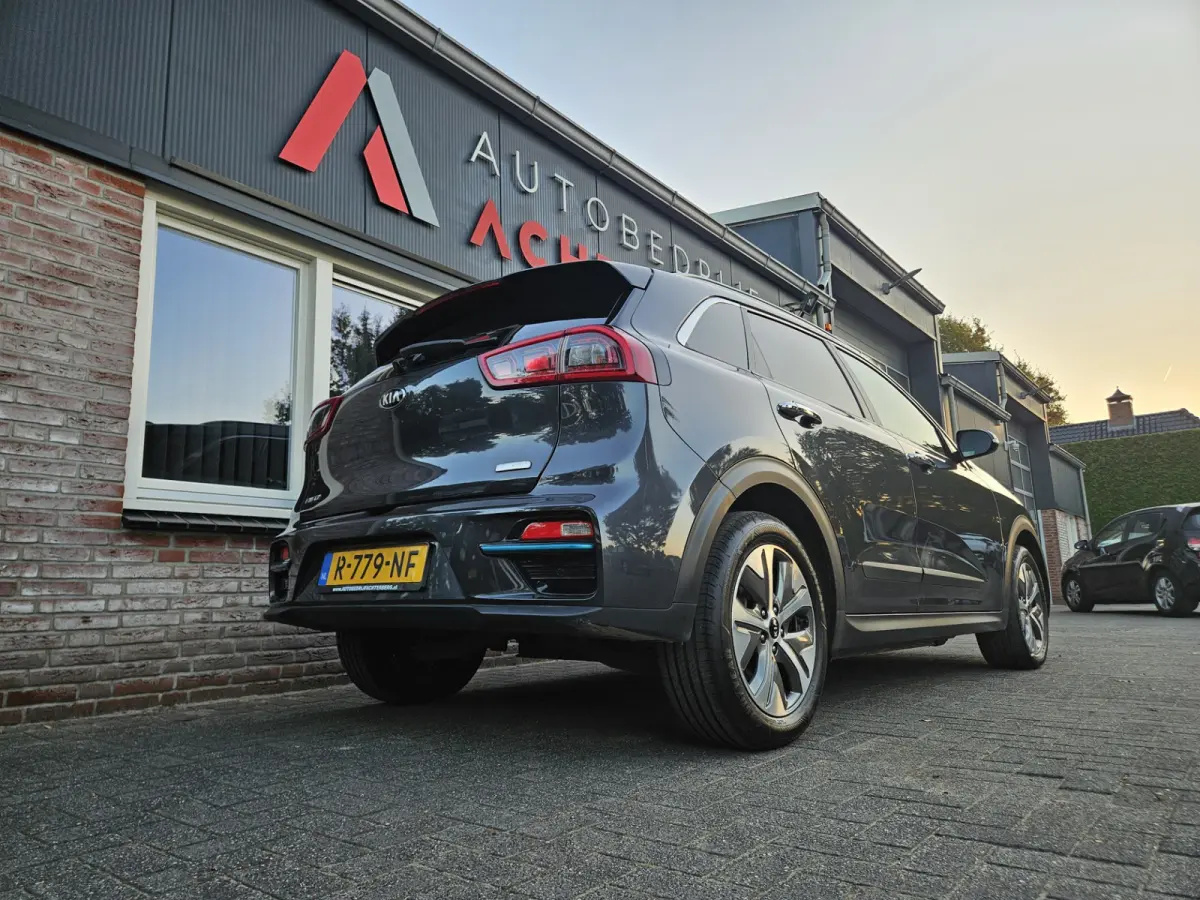 ExecutiveLine 64 kWh SOH 100%! Carplay! Camera! Leer! Nette Auto! Navigatie!