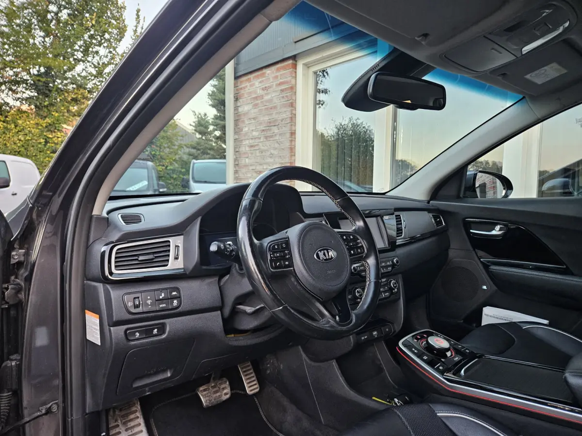 ExecutiveLine 64 kWh SOH 100%! Carplay! Camera! Leer! Nette Auto! Navigatie!
