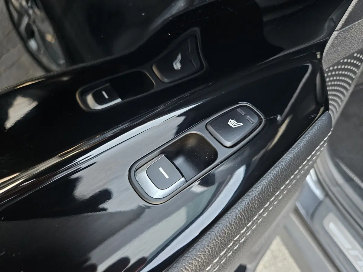 ExecutiveLine 64 kWh SOH 100%! Carplay! Camera! Leer! Nette Auto! Navigatie!