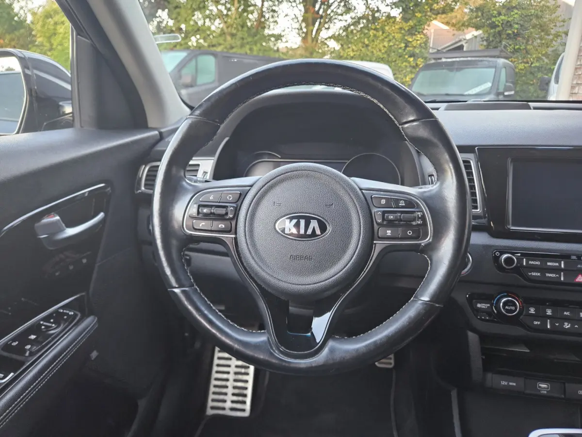 ExecutiveLine 64 kWh SOH 100%! Carplay! Camera! Leer! Nette Auto! Navigatie!