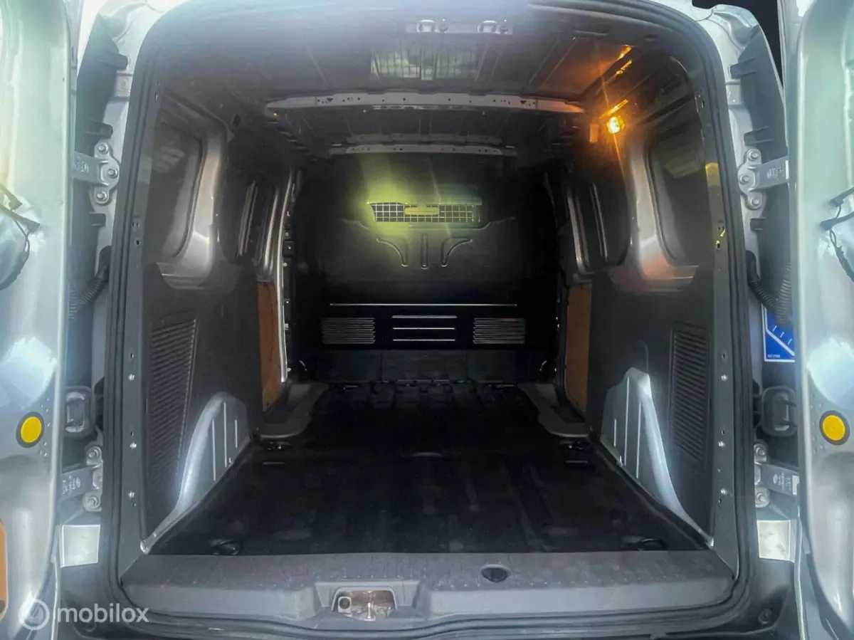 1.0 Ecoboost L2 Ambiente Cruise Cntrl Trekhaak Camera PDC Klima VOLL en Zeer nette auto