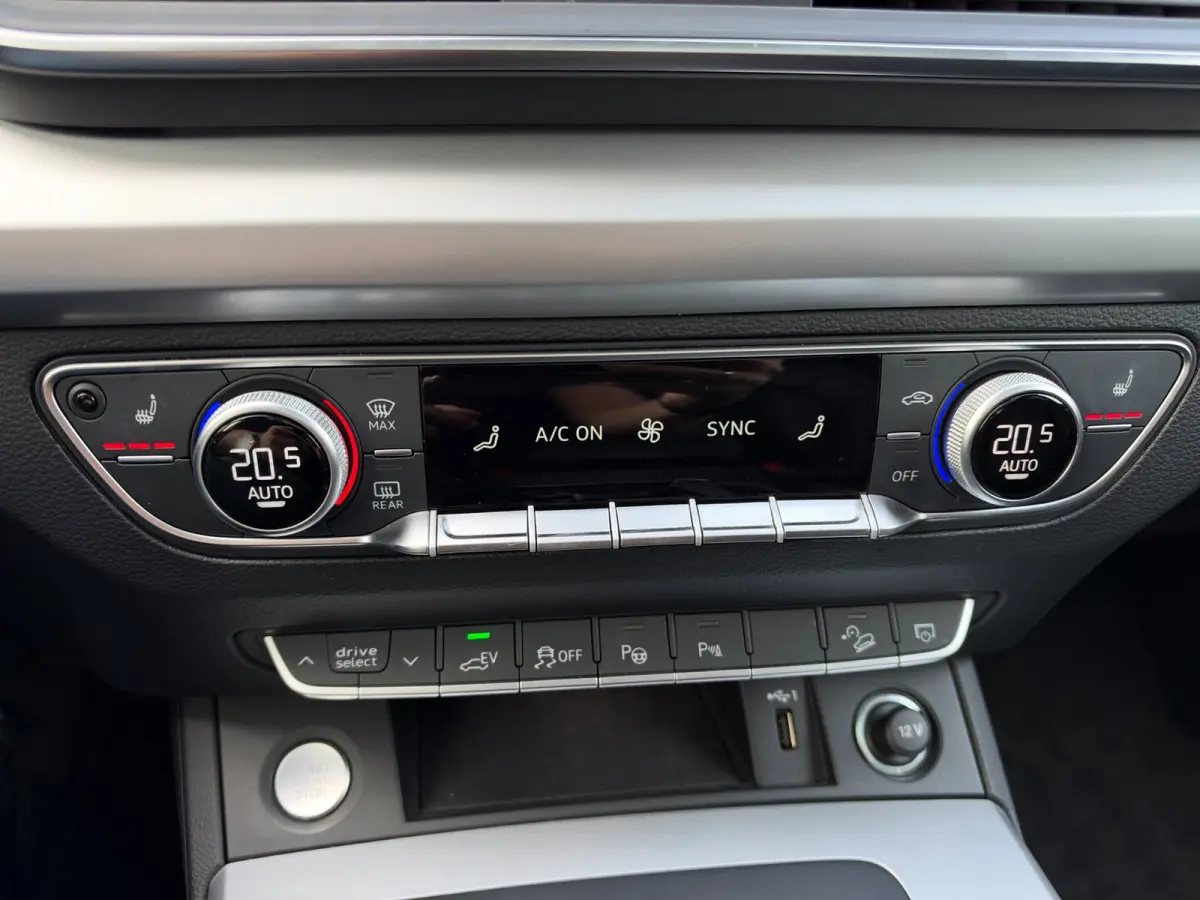 55 TFSI e Quattro Competition **MASSAGE + 360 CAMERA + LUCHTVERING + SQ5 LOOK**