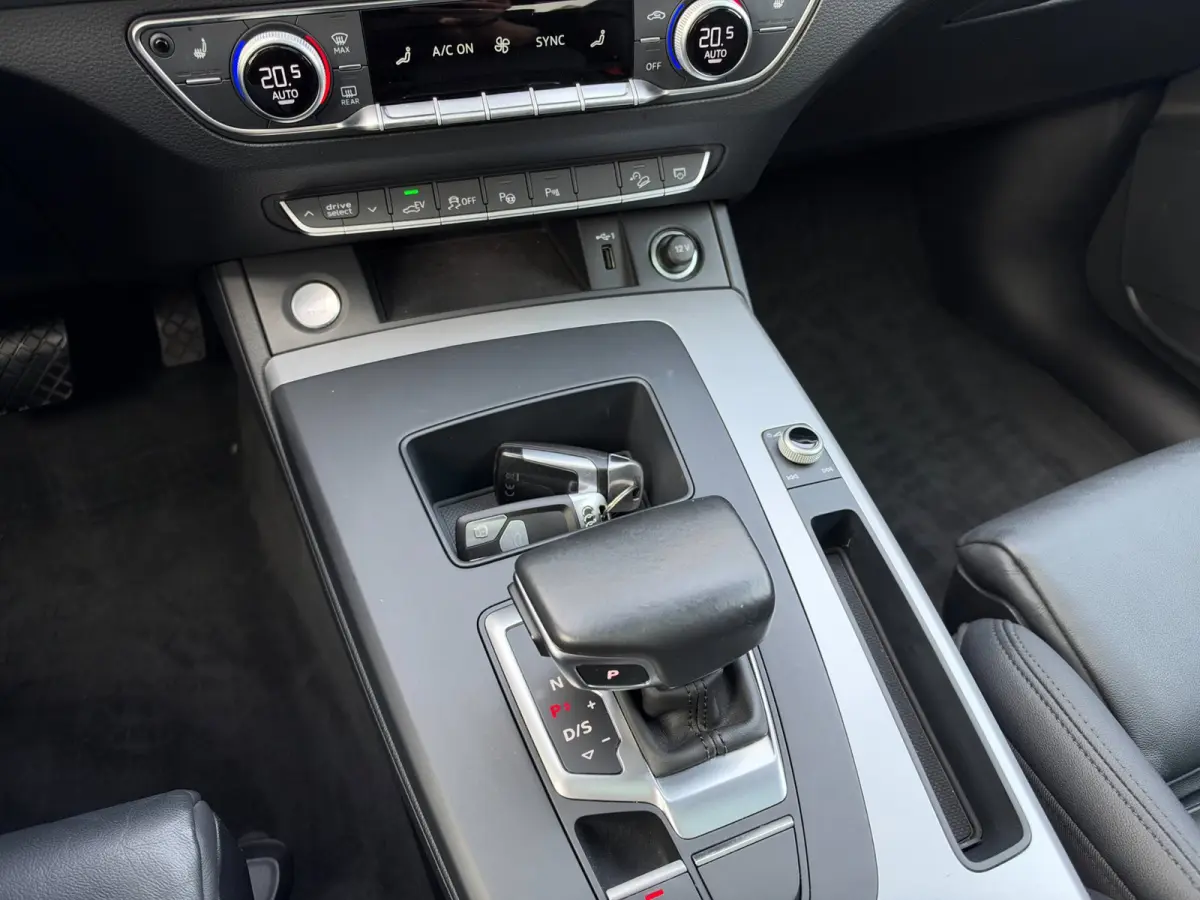 55 TFSI e Quattro Competition **MASSAGE + 360 CAMERA + LUCHTVERING + SQ5 LOOK**