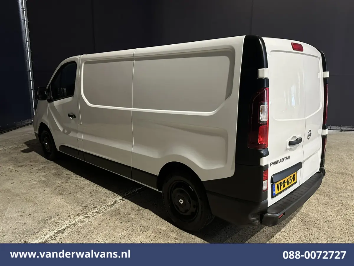 2.0 dCi 131pk L2H1 Euro6 Airco | LED | Cruisecontrol | Parkeersensoren Bijrijdersbank, 2500kg trekvermogen