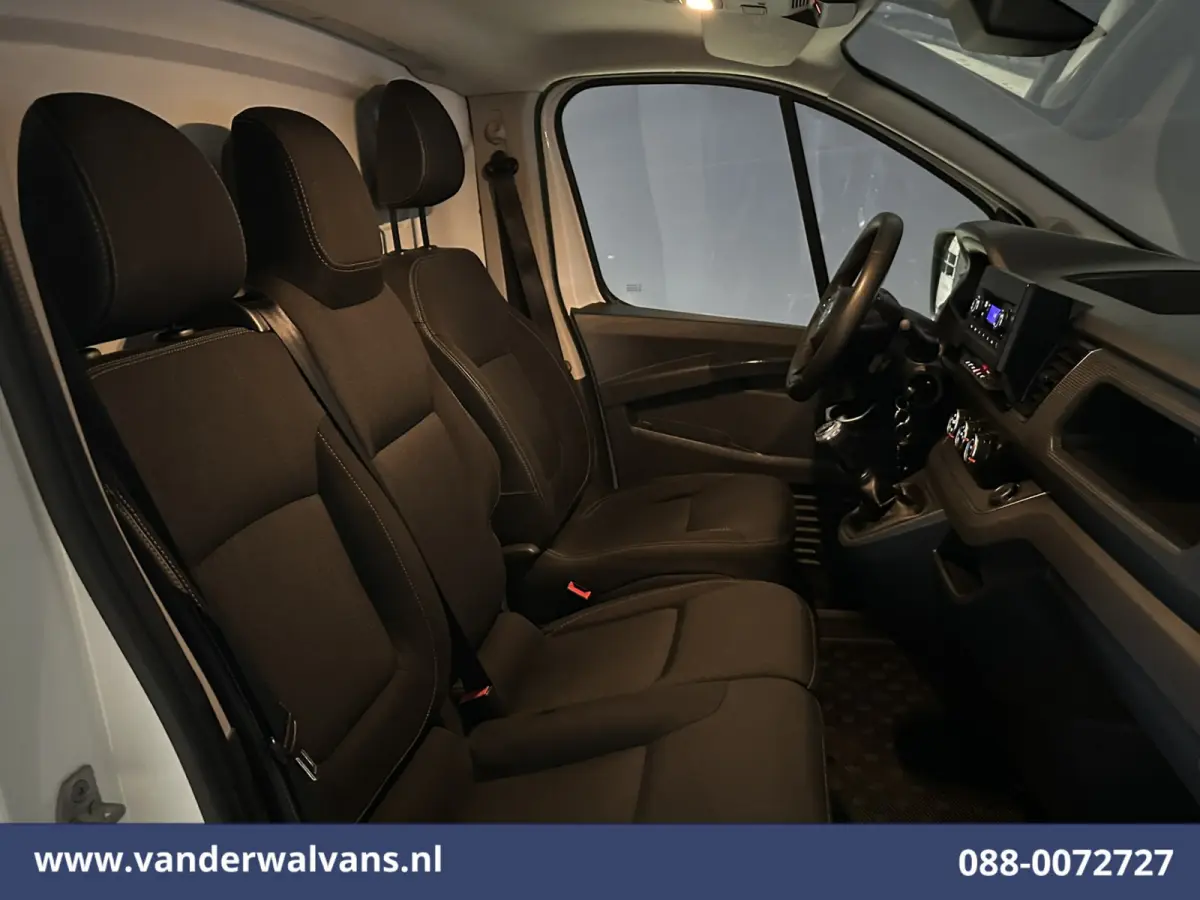 2.0 dCi 131pk L2H1 Euro6 Airco | LED | Cruisecontrol | Parkeersensoren Bijrijdersbank, 2500kg trekvermogen