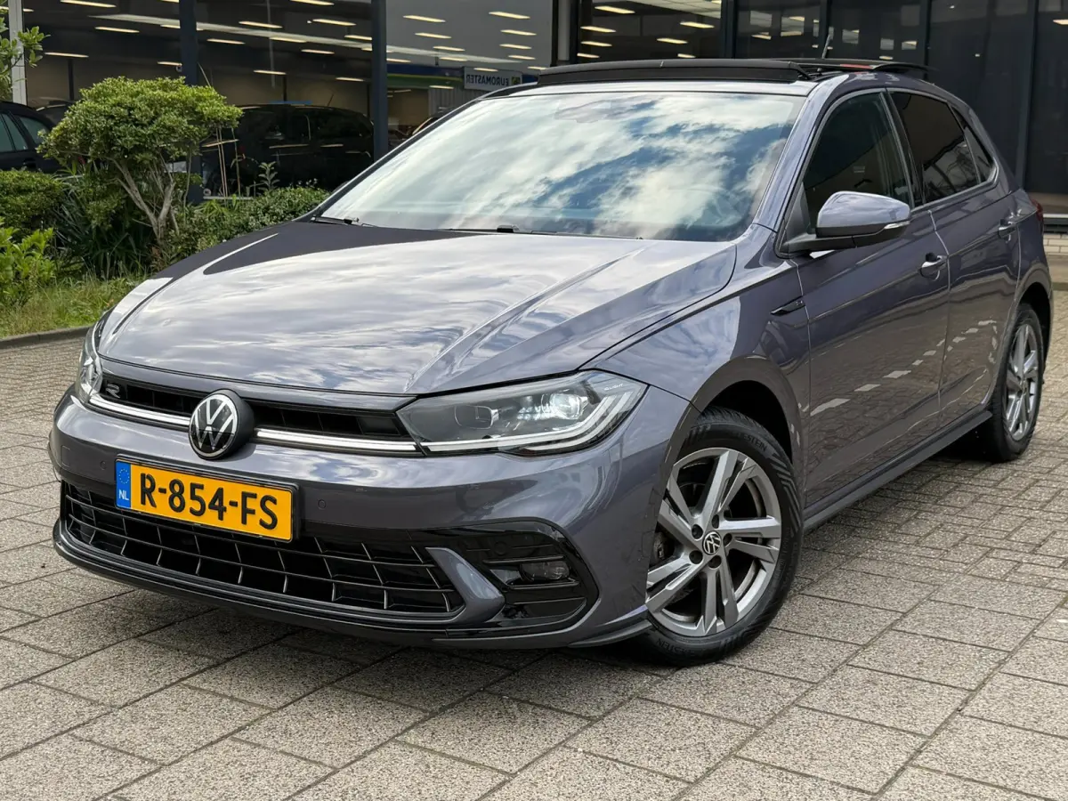1.0 TSI R-Line PANO l ACC l CARPLAY