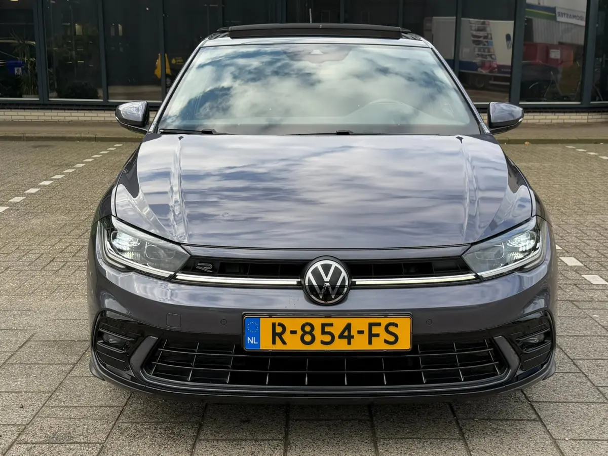 1.0 TSI R-Line PANO l ACC l CARPLAY